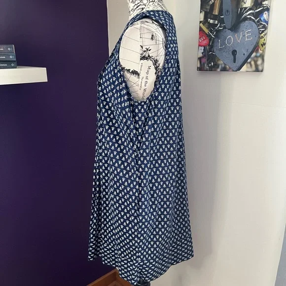 7 for $30 Sonoma Sleeveless Summer Dress - Picture 4 of 8